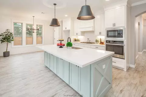 2958 Archer Dr, Bryan, TX 77808 photo 7