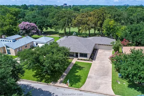 2523 Arbor Dr, Bryan, TX 77802 photo 3