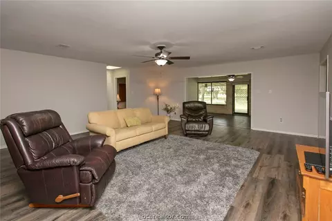 2523 Arbor Dr, Bryan, TX 77802 photo 8