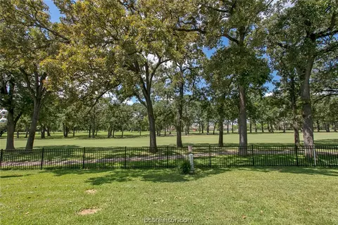2523 Arbor Dr, Bryan, TX 77802 photo 26