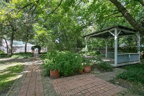 615 E 29th St, Bryan, TX 77803 photo 24