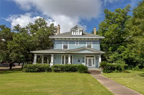 615 E 29th St, Bryan, TX 77803 photo 1