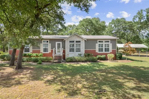 8383 Dick Elliott Rd, Bryan, TX 77808 photo 2