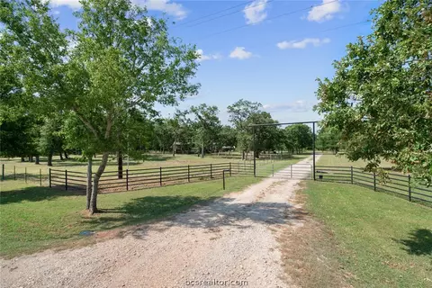 8383 Dick Elliott Rd, Bryan, TX 77808 photo 20