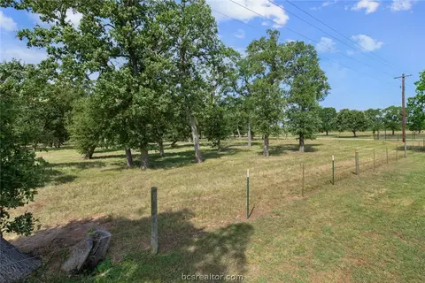 8383 Dick Elliott Rd, Bryan, TX 77808 photo 21