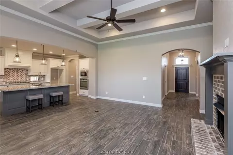 4242 Harding Way, Bryan, TX 77802 photo 6