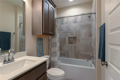 2101 Mountain Wind Loop, Bryan, TX 77807 photo 15