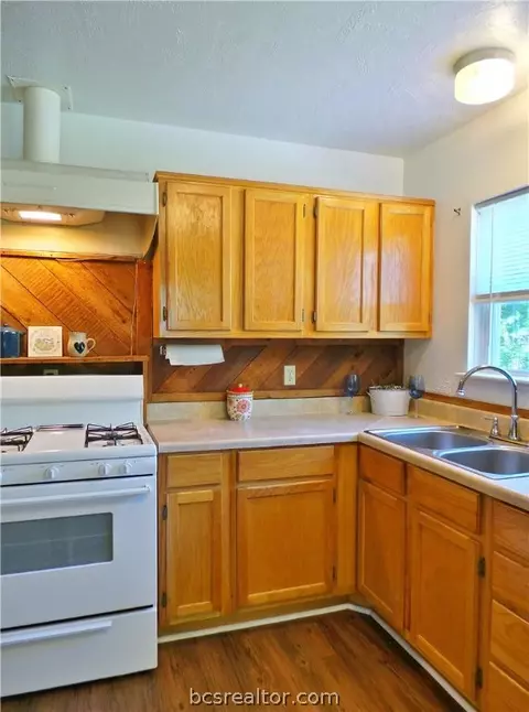 4324 Nagle St, Bryan, TX 77801 photo 14
