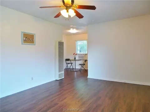4324 Nagle St, Bryan, TX 77801 photo 8