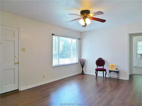 4324 Nagle St, Bryan, TX 77801 photo 7