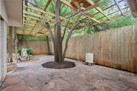 3908 Stillmeadow Dr, Bryan, TX 77802 photo 19