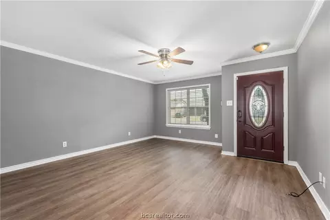3506 Midwest Dr, Bryan, TX 77802 photo 3