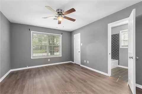 3506 Midwest Dr, Bryan, TX 77802 photo 9