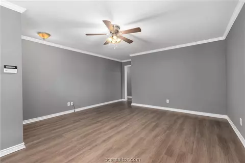 3506 Midwest Dr, Bryan, TX 77802 photo 4