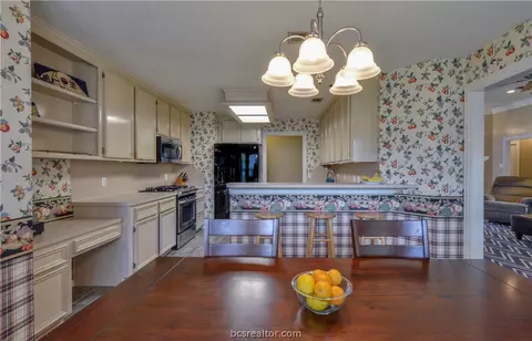 2303 Bastrop, Bryan, TX 77808 photo 15