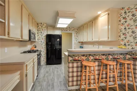 2303 Bastrop, Bryan, TX 77808 photo 12