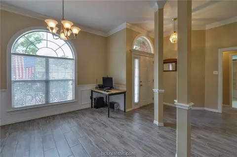 2303 Bastrop, Bryan, TX 77808 photo 7