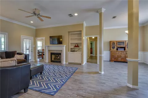 2303 Bastrop, Bryan, TX 77808 photo 6