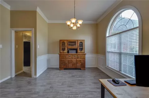 2303 Bastrop, Bryan, TX 77808 photo 8