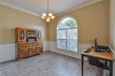 2303 Bastrop, Bryan, TX 77808 photo 10