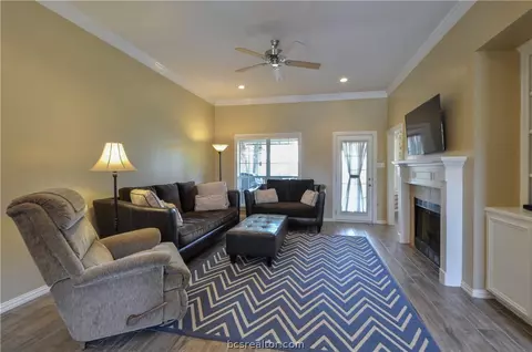 2303 Bastrop, Bryan, TX 77808 photo 4