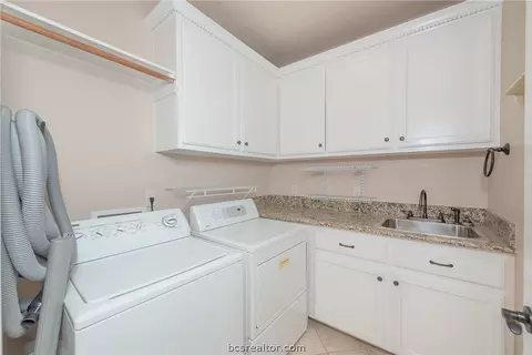 1917 Debbie Dr, Bryan, TX 77802 photo 24