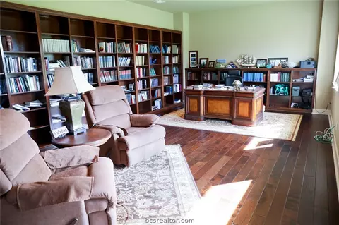 5844 Easterling Dr, Bryan, TX 77808 photo 40