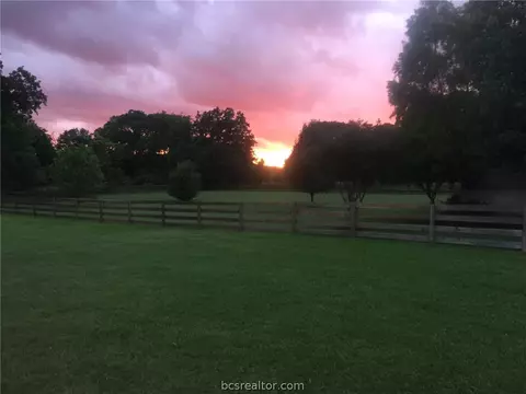 5844 Easterling Dr, Bryan, TX 77808 photo 46