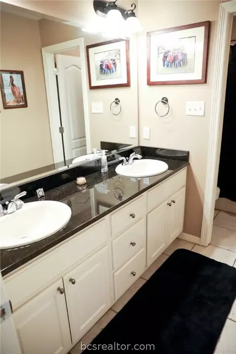 5844 Easterling Dr, Bryan, TX 77808 photo 18