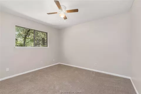 3004 Christopher Ct, Bryan, TX 77803 photo 7