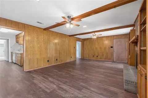 3004 Christopher Ct, Bryan, TX 77803 photo 3