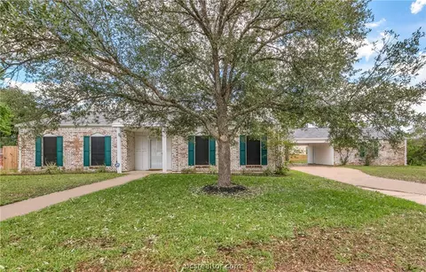 3812 Stillmeadow Dr, Bryan, TX 77802 photo 1