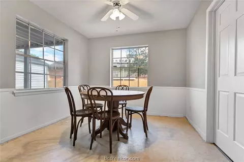 3812 Stillmeadow Dr, Bryan, TX 77802 photo 6