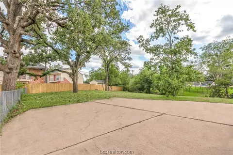 3812 Stillmeadow Dr, Bryan, TX 77802 photo 24