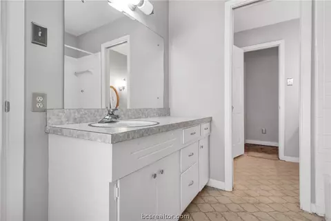 3812 Stillmeadow Dr, Bryan, TX 77802 photo 15