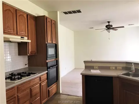 7802 Lecompte Rd, Austin, TX 78717 photo 5