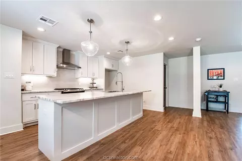 2304 Morningside Dr, Bryan, TX 77802 photo 11