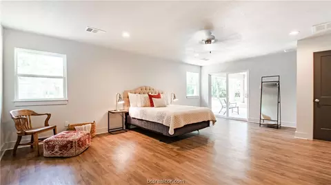 2304 Morningside Dr, Bryan, TX 77802 photo 27