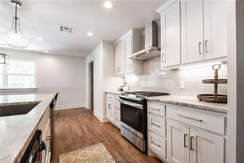 2304 Morningside Dr, Bryan, TX 77802 photo 14