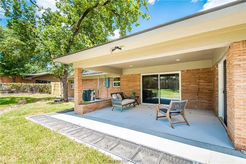 2304 Morningside Dr, Bryan, TX 77802 photo 49