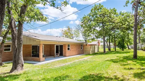 2304 Morningside Dr, Bryan, TX 77802 photo 47