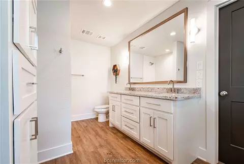 2304 Morningside Dr, Bryan, TX 77802 photo 36