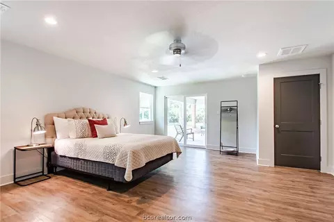 2304 Morningside Dr, Bryan, TX 77802 photo 19