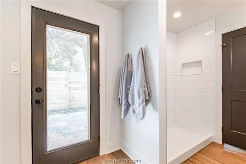 2304 Morningside Dr, Bryan, TX 77802 photo 23