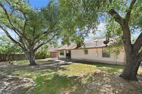 4709 Brompton Ln, Bryan, TX 77802 photo 12