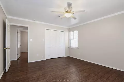 4709 Brompton Ln, Bryan, TX 77802 photo 6