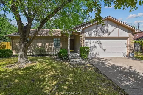 4709 Brompton Ln, Bryan, TX 77802 photo 13