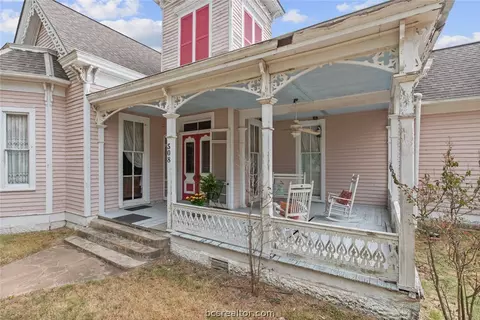 508 E Texas St, Calvert, TX 77837 photo 4