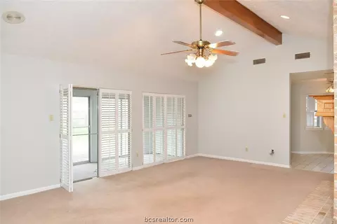 2426 E Briargate, Bryan, TX 77802 photo 4
