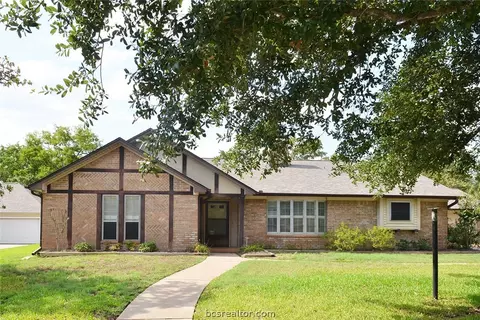 2426 E Briargate, Bryan, TX 77802 photo 1